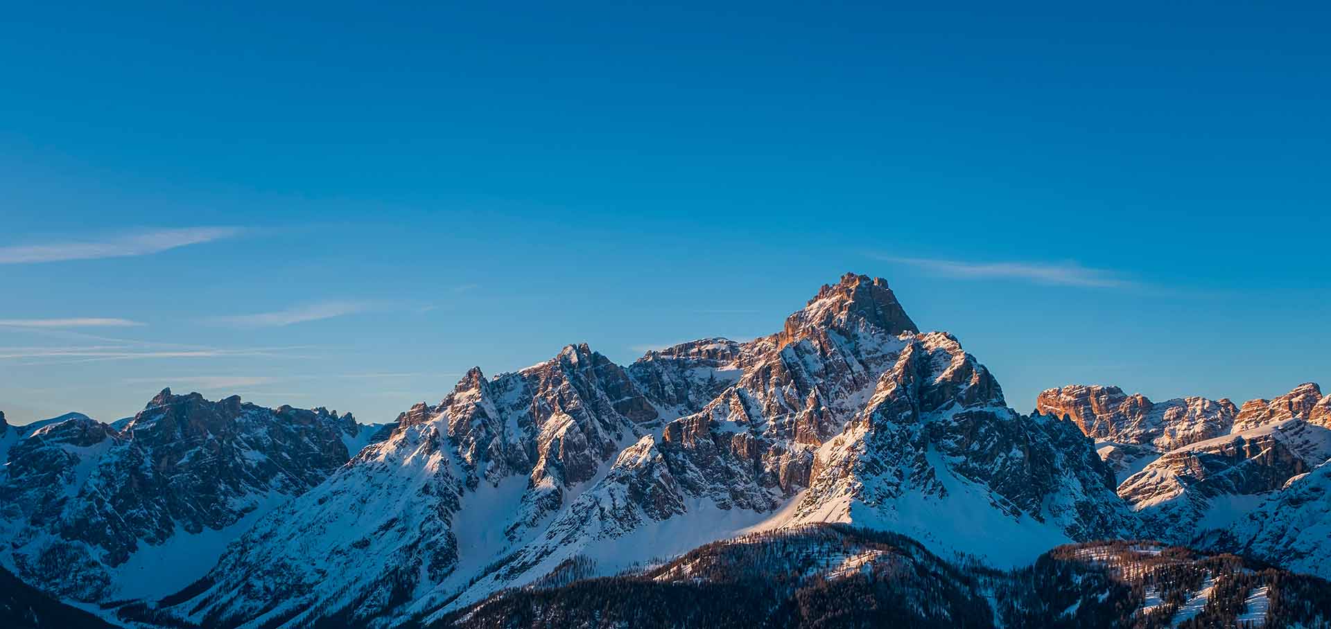 Three Peaks ski area / Sexten Dolomites